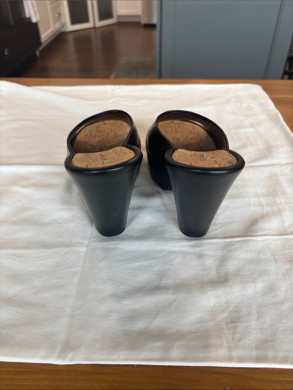Givenchy Black Leather Platform Mule Heels with Gold Emblem - Picture 4 of 4